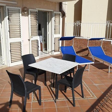 טאורמינה Casa Carmela Panoramic Center Apartment מראה חיצוני תמונה