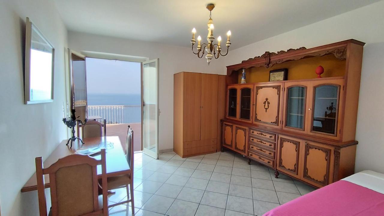 טאורמינה Casa Carmela Panoramic Center Apartment מראה חיצוני תמונה